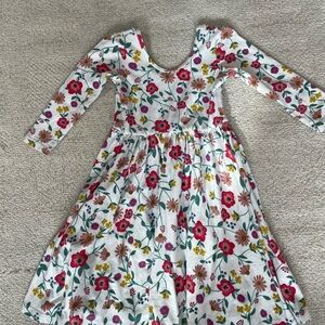 Alice and Ames size 6 long sleeve Lucia floral